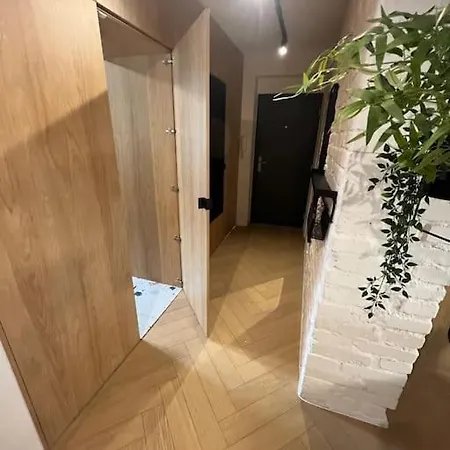 Slnecny Byt Na Nivach 아파트 *